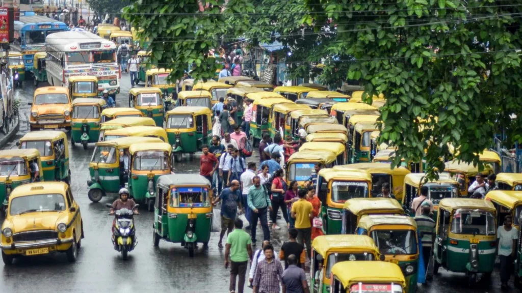 Roadside parking gets stricter in Kolkata, Howrah and Bidhannagar. 