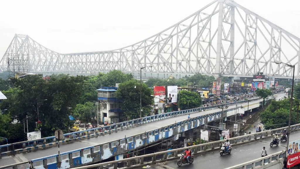 Kolkata drivers face new parking rules, app updates and hefty fines. 
