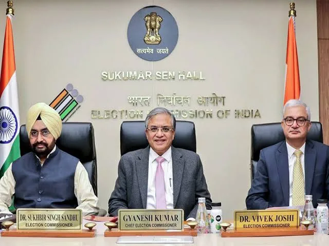 An ECI dissent report has triggered a fresh political confrontation between the Opposition and the Election Commission of India after an Indian Express investigation reported that Election Commissioners Sukhbir Singh Sandhu and Vivek Joshi had raised formal objections to decisions taken by the poll panel. (ANI)
