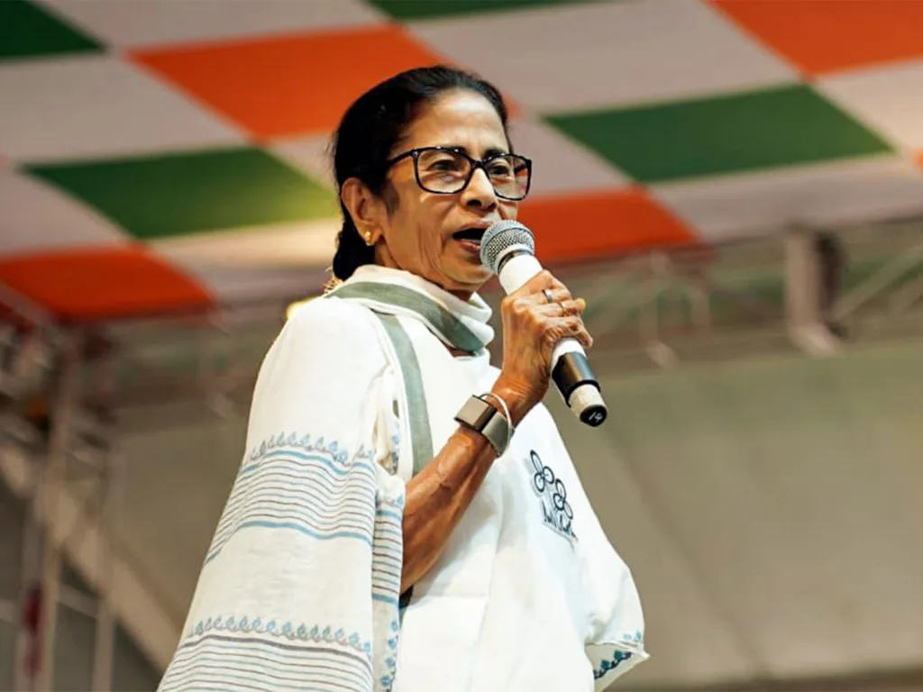 Trinamool Congress chief Mamata Banerjee has stepped up her criticism of the Election Commission and called for greater coordination among Opposition parties amid the ongoing Special Intensive Revision (SIR) controversy. (ANI)