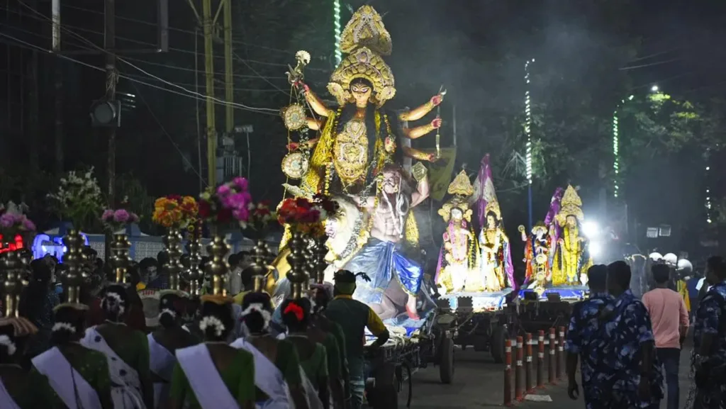 Durga puja carnival in Red Road in 2024