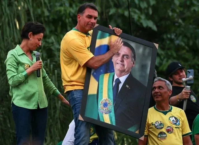 After an unexpected first-round result, Lula and Flávio Bolsonaro have three weeks to turn the Brazil election into a decisive second act | X (@Real_Politik101)