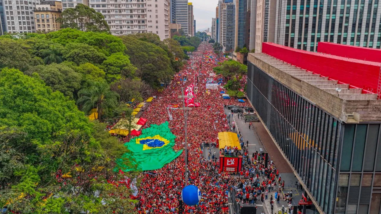 Brazilian President Luiz Inácio Lula da Silva held a rally in support of his re-election campaign on Avenida Paulista in São Paulo on October 11, ahead of Brazil’s October 25 presidential runoff | X (@LulaOficial)