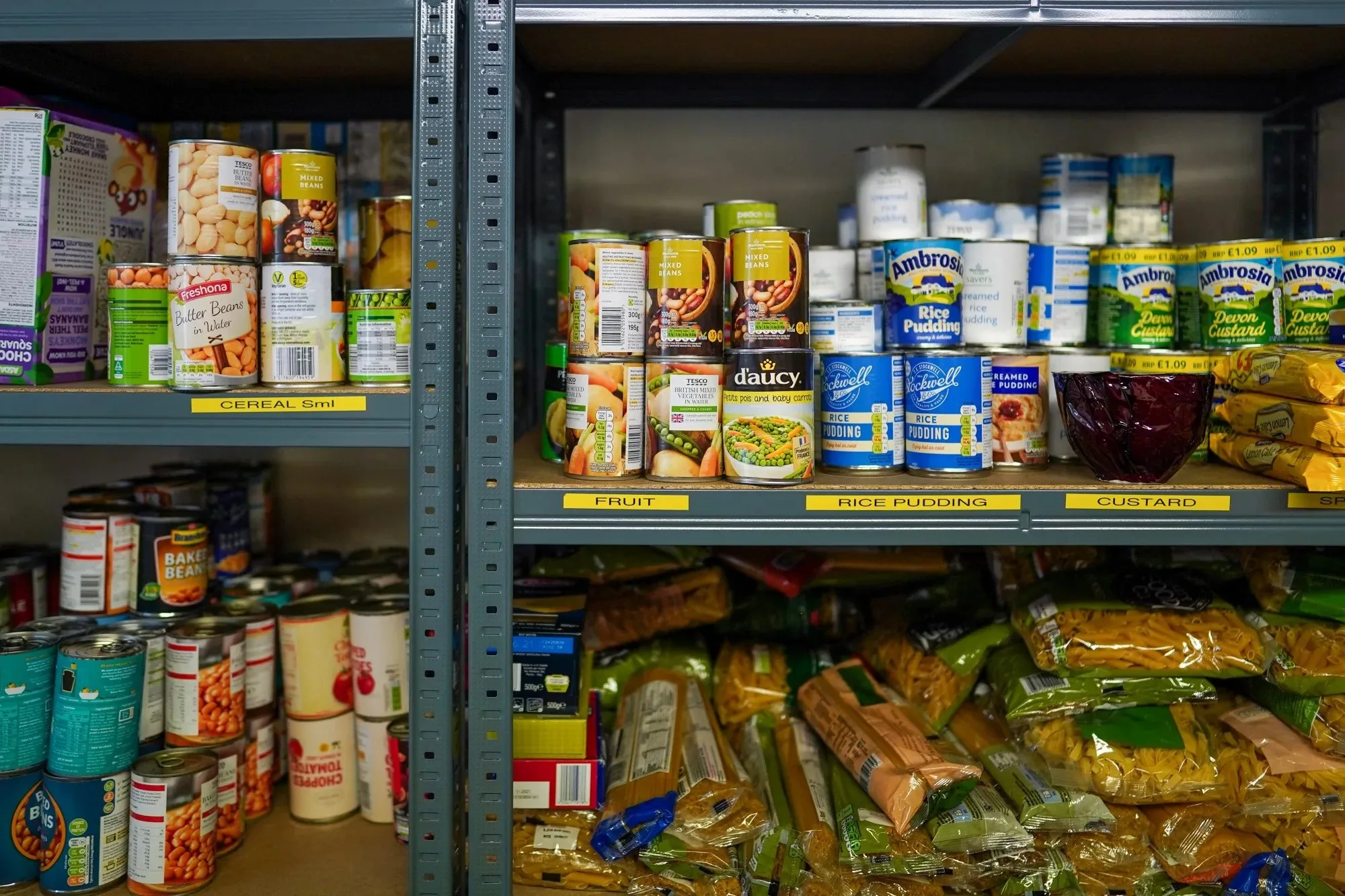 UK urges households to keep 3 days of food, water and emergency supplies
