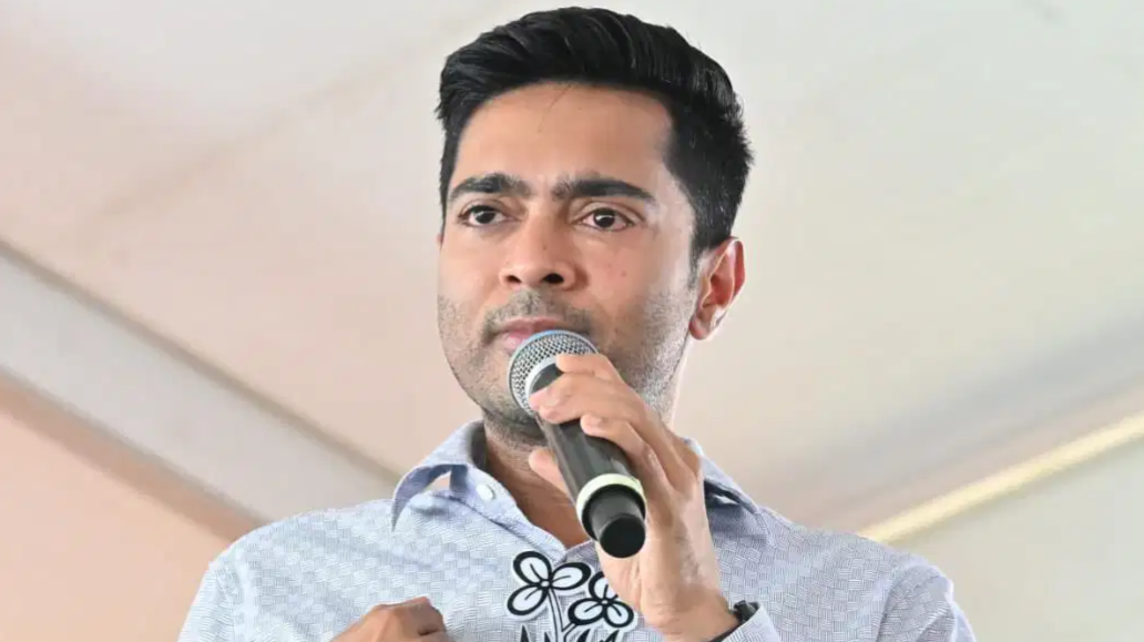 Abhishek Banerjee calls THESE BJP candidates as ‘TMC’s discarded elements’ at Howrah rally