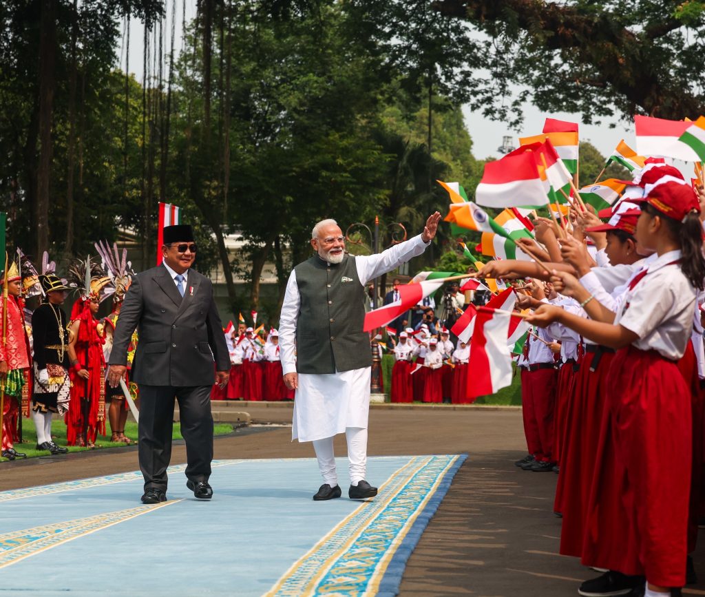 Grand welcome of PM Modi in Indonesia, X, MEA