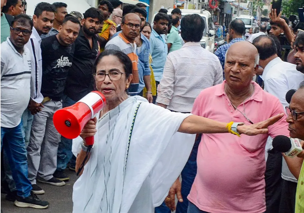 Former TMC Chief Mamata Banerjee speaks during rally from Ballygunge Phari to Hazra More