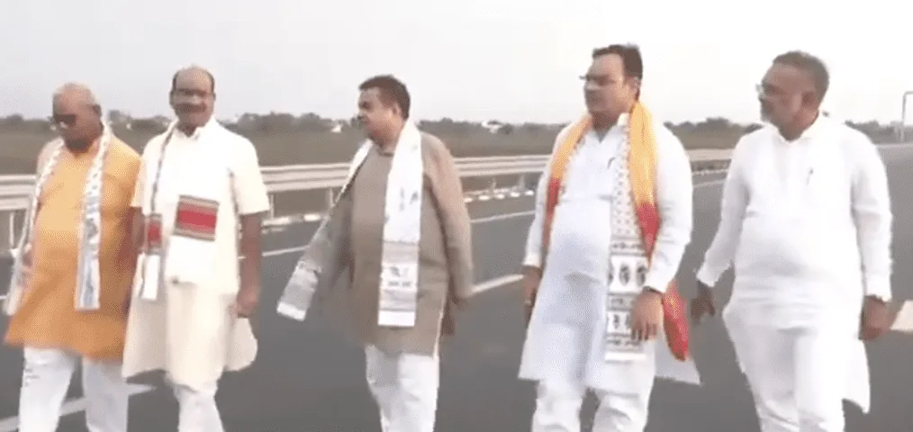 The Rajasthan administration has constituted an eight-member committee to investigate road safety issues across Packages 6, 7 and 8 of the expressway. (ANI)