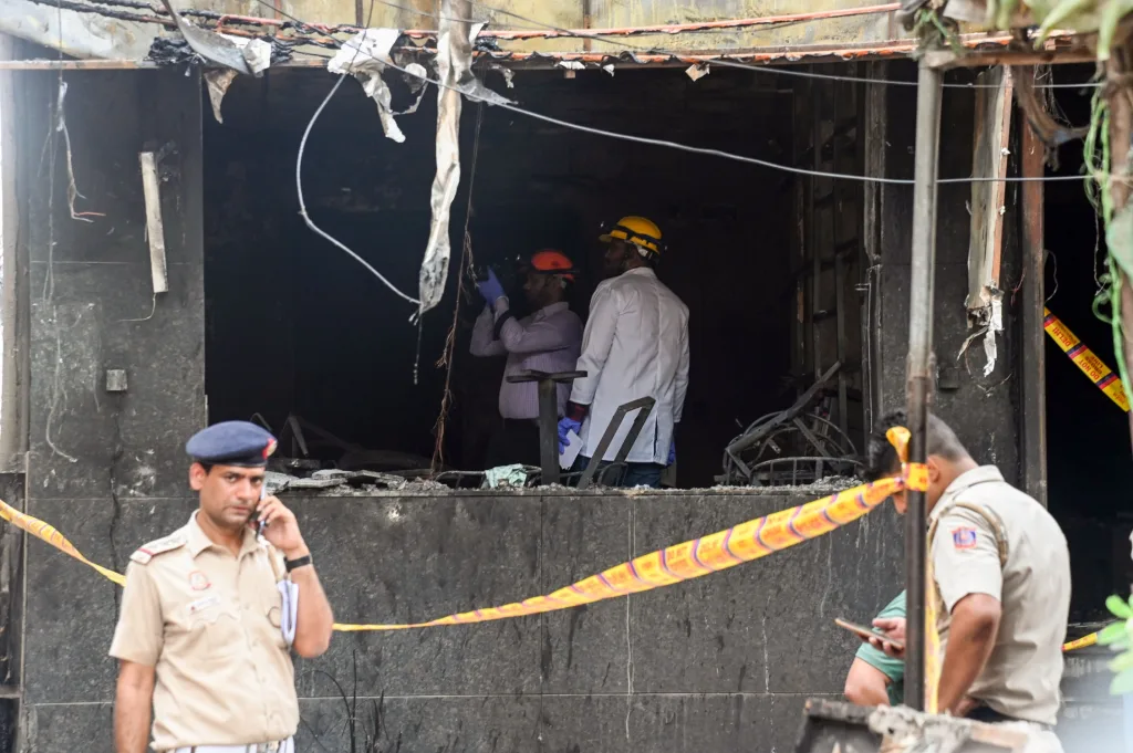 A forensic team at a site of fire in a restaurant at Malviya Nagar, in New Delhi | File image/ANI