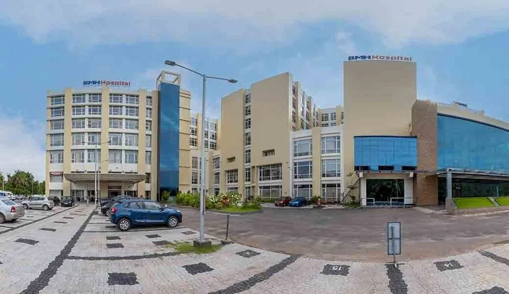 In an official statement, the hospital said doctors promptly placed the child on ventilator support before transferring him to its Kannur facility for specialised critical care. (X)