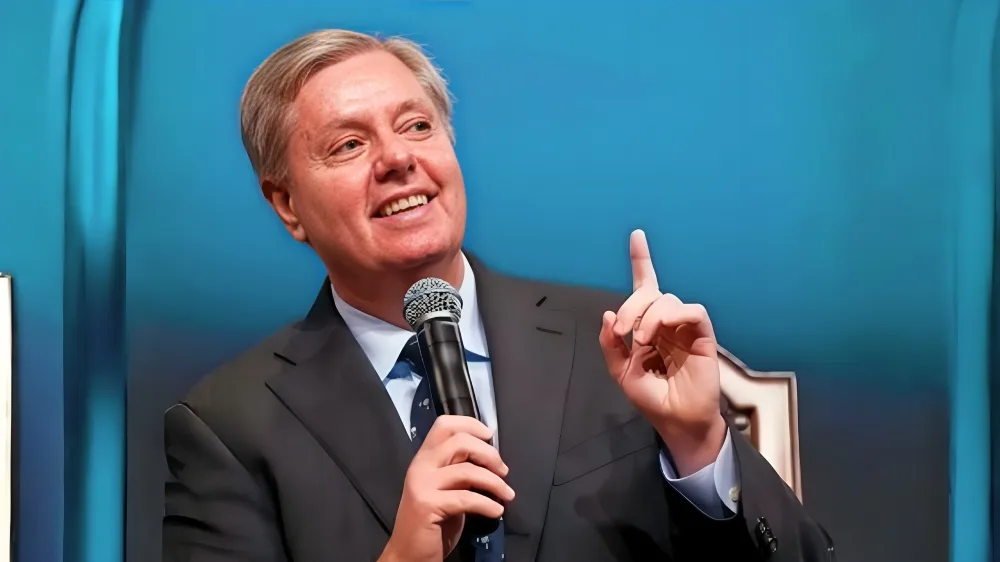 Republican Senator Lindsey Graham dies days after his high-profile Ukraine visit.