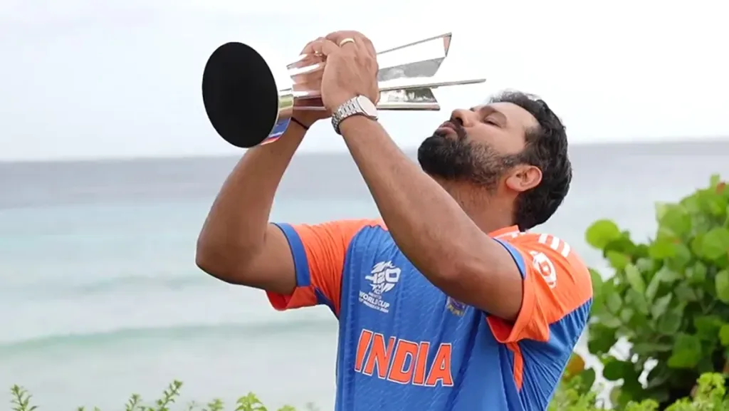 Rohit Sharma with ICC T20 cup