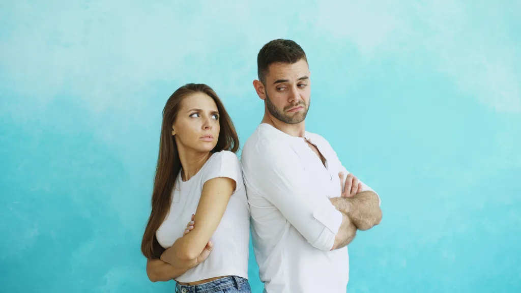 The term "placeholder partner" has become one of the latest dating buzzwords, describing relationships where one partner appears committed while privately viewing the relationship as temporary / Pexels