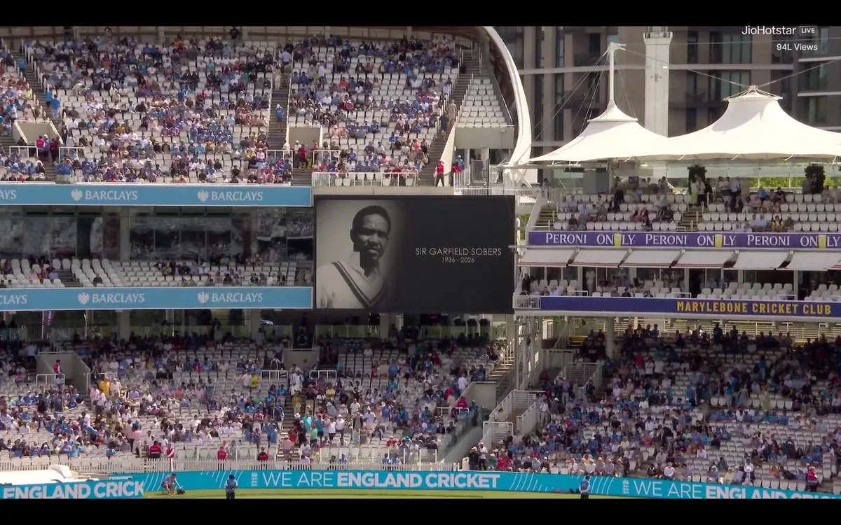 India, England wear black armbands to honour Sir Garfield Sobers before the Lord’s ODI
