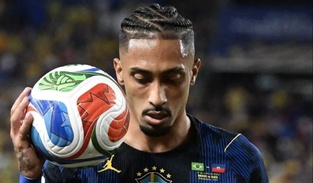 Barcelona's hopes of keeping Raphinha have received a timely lift after Saudi Pro League side Al-Hilal reportedly pulled out of the Raphinha transfer race. (X)