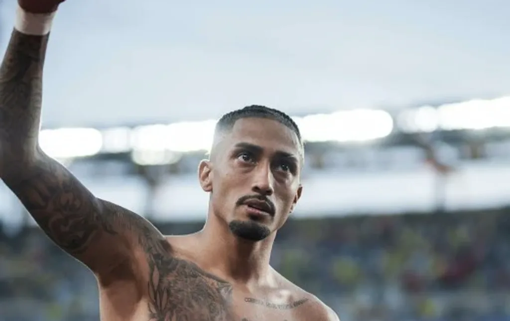 The Brazil international never showed serious interest in leaving Spain. (X)