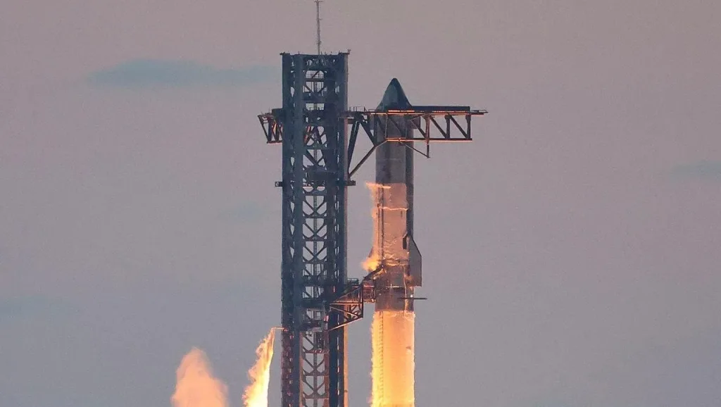 SpaceX rocket
