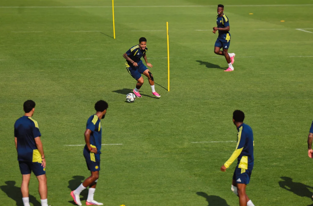 According to reports, Mallorca midfielder Samu Costa had already reached an agreement with the Saudi club, but the transfer has not been completed because of financial restrictions. (X)