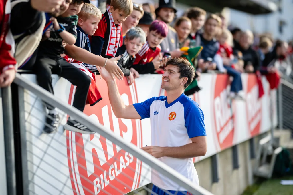 As the Manchester United pre-season preparations continue, Carrick appears focused on building stability rather than making sweeping changes. (X)