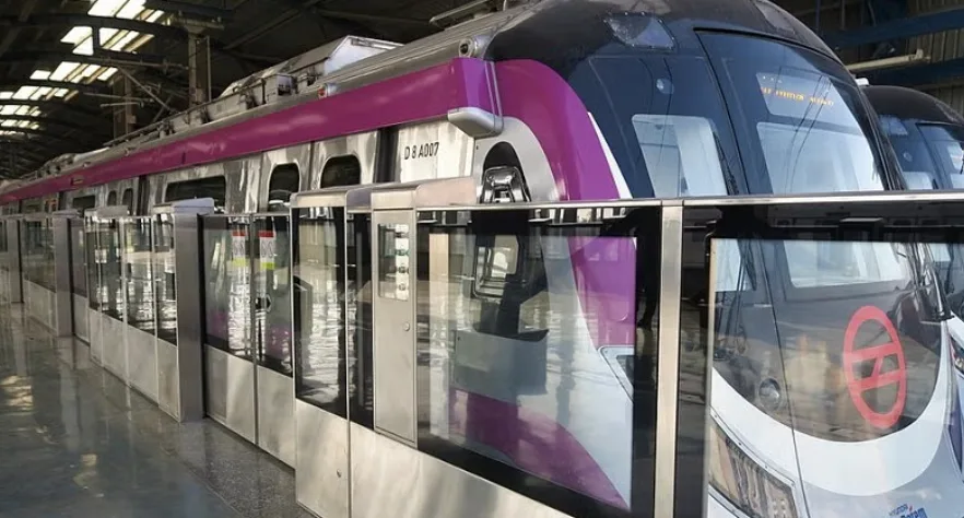With the Delhi Metro expansion, commuters are expected to spend less time changing trains while enjoying smoother access to commercial districts, residential neighbourhoods and transport hubs. (X)