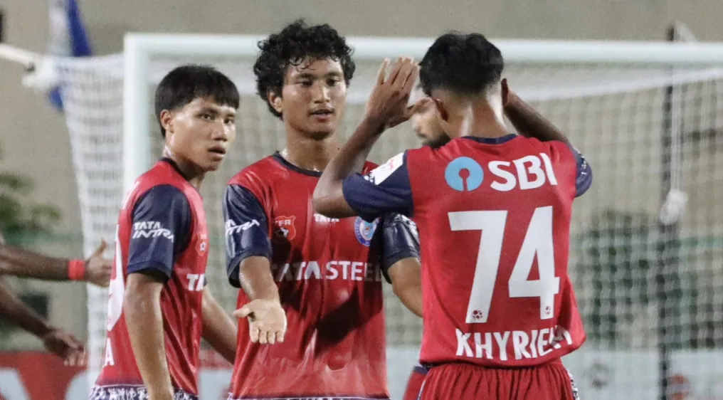 The biggest obstacle to the India World Cup dream is the country's fragile football ecosystem. Former officials and club executives have repeatedly highlighted the lack of coordinated planning between the All India Football Federation, state associations and clubs. (X)