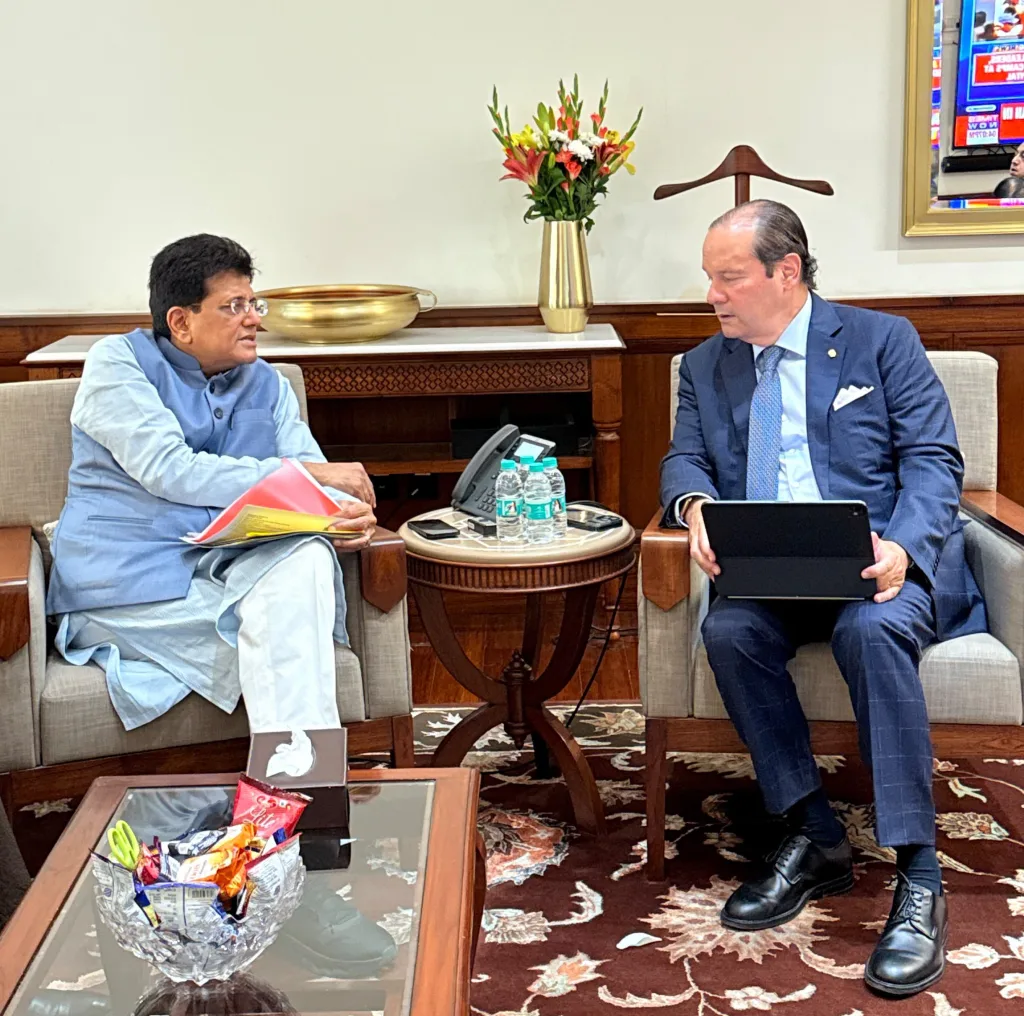 India has made it clear that the proposed India-US trade deal remains on course despite growing uncertainty over a sanctions bill in the United States that could target countries importing Russian oil. (X)