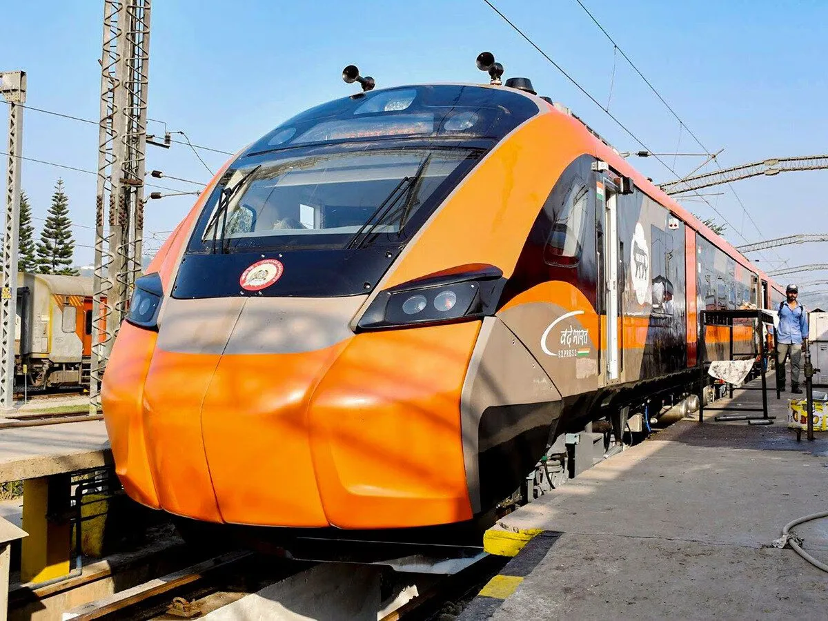 Vande Bharat Sleeper to connect Delhi and Varanasi overnight from October 31