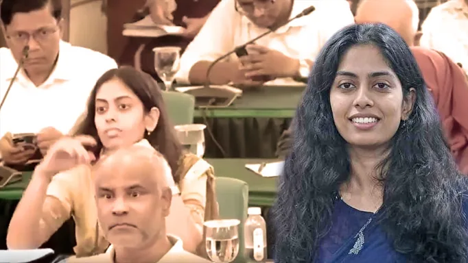 कौन हैं IFS ऑफिसर पूजा झा? भारत का गलत नक्शा दिखाने पर तुरंत टोककर बनीं देश की बुलंद आवाज