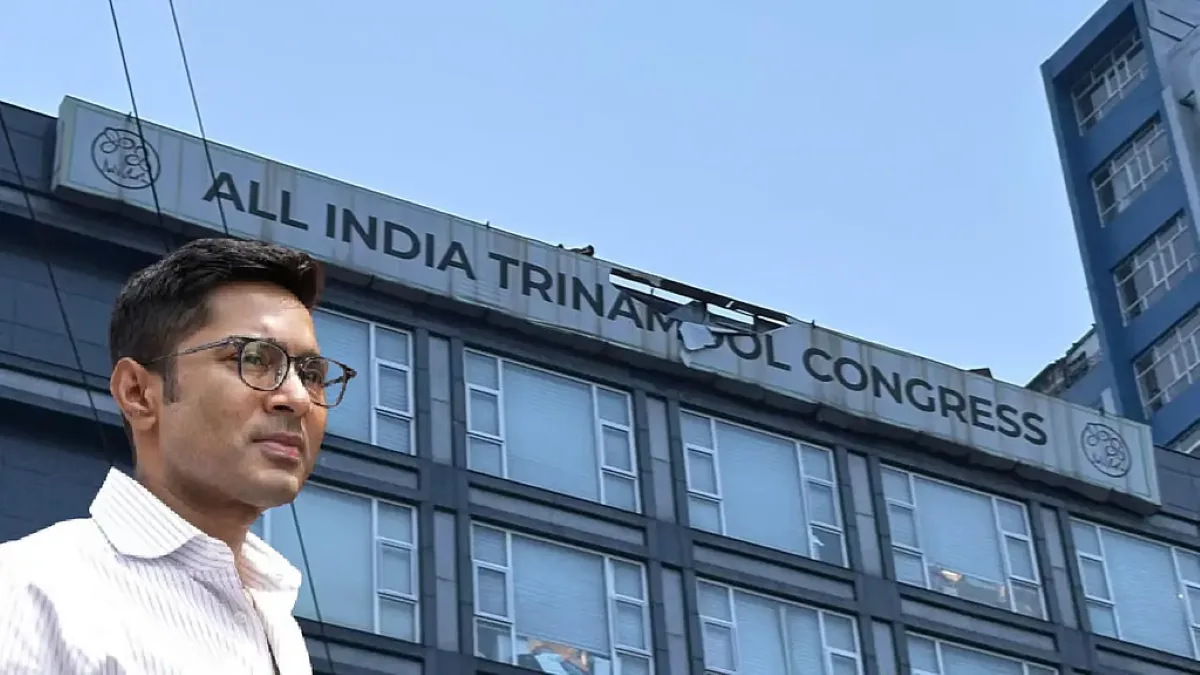 अभिषेक बनर्जी के कैमक स्ट्रीट कार्यालय में पुलिस की कार्रवाई, साइनबोर्ड हटाने पर हंगामा